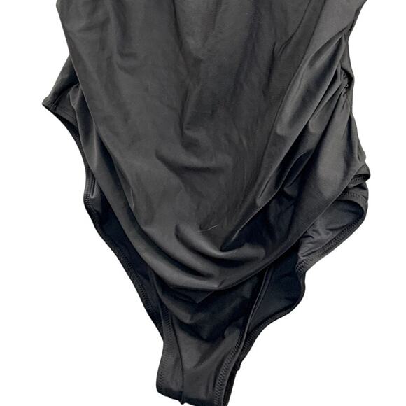 Old Navy Plus Size Black Ruched One Piece Swimsuit NWT - Picture 4 of 9